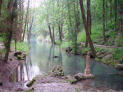 La imagen tiene un atributo ALT vacÃ­o; su nombre de archivo es ebro-nacimiento2.jpg